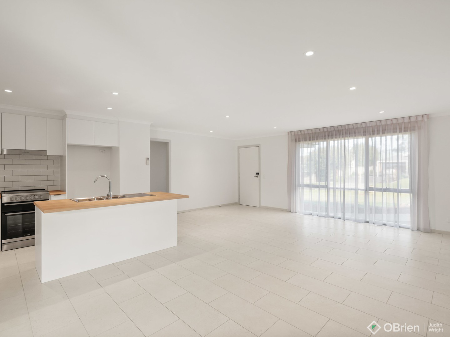 1/70 Walton Street, Cowes, VIC 3922, Cowes - Thumbnail 4
