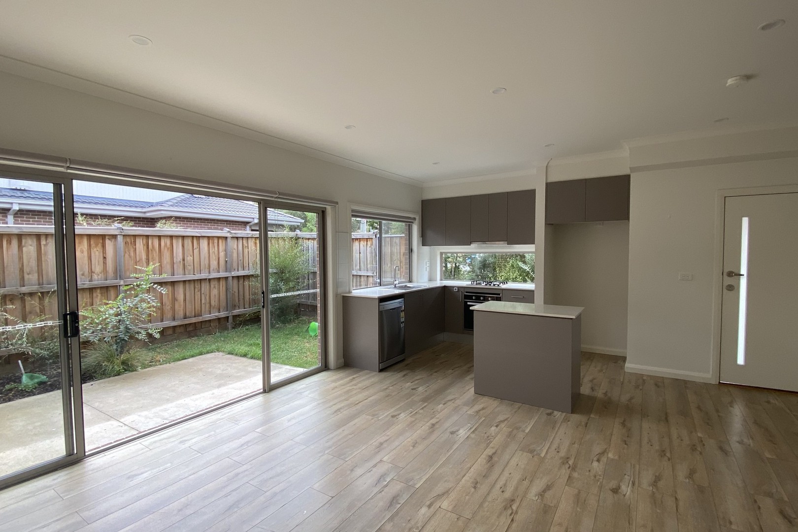 1/71-73 Newlands Road, Coburg North, VIC 3058, Coburg North - Thumbnail 3