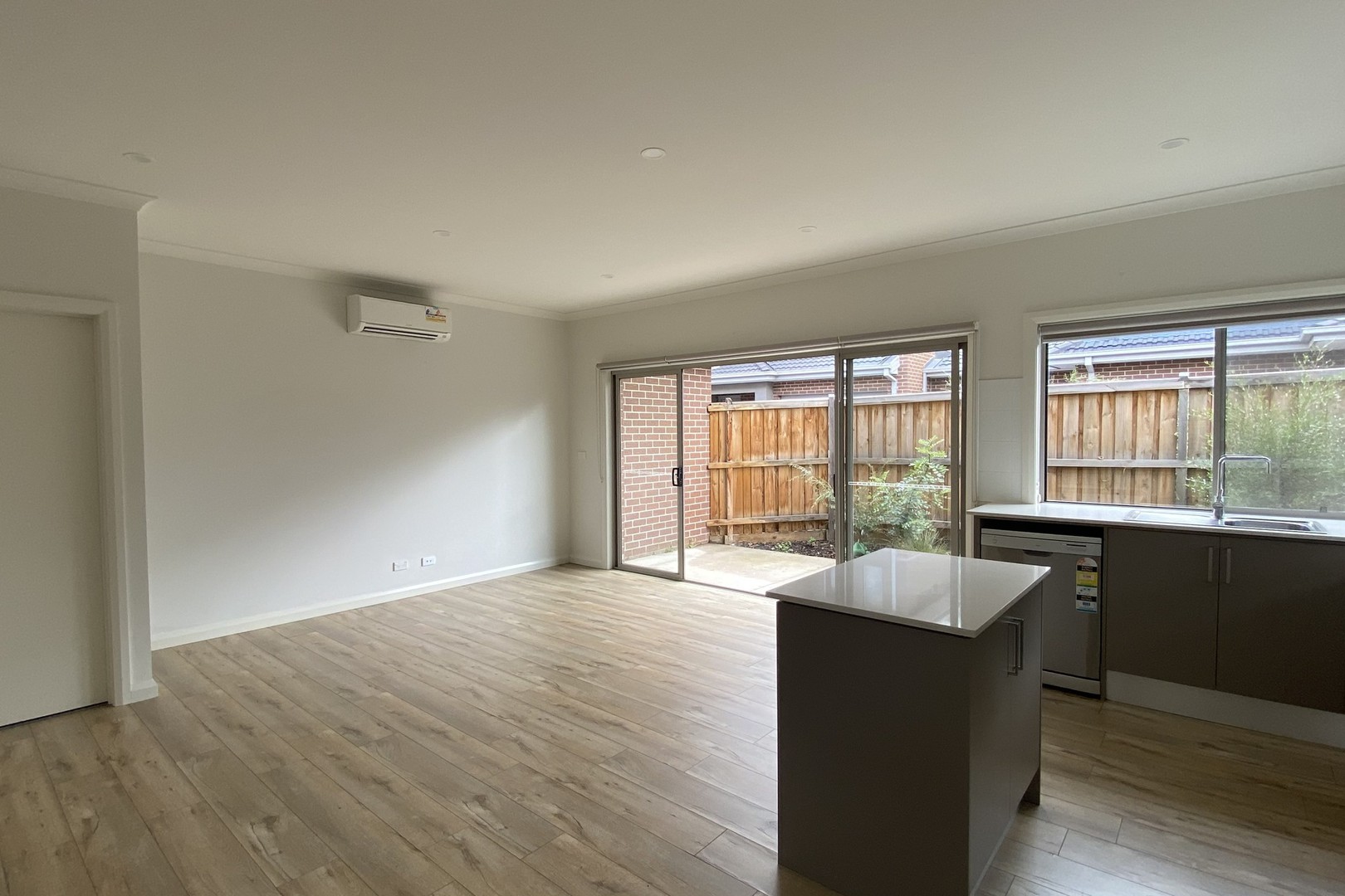 1/71-73 Newlands Road, Coburg North, VIC 3058, Coburg North - Thumbnail 4