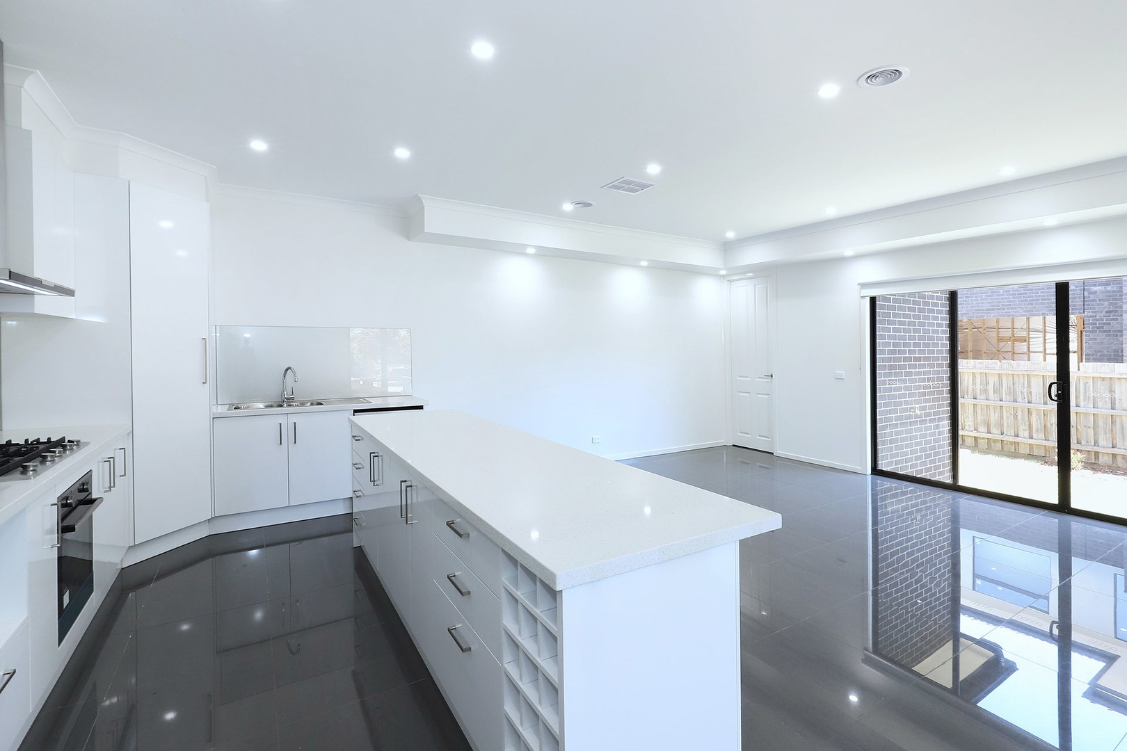 1/73 Winifred Street, Oak Park, VIC 3046, Oak Park - Thumbnail 3