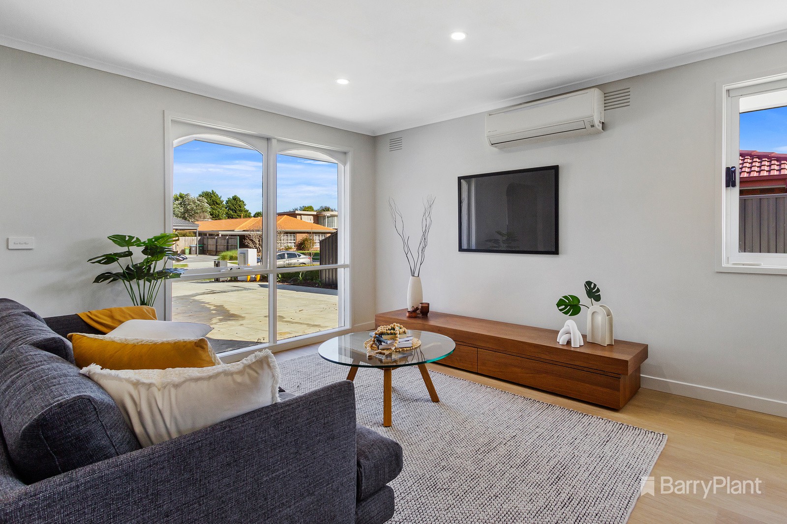 1/75 Windermere Drive, Ferntree Gully, VIC 3156, Ferntree Gully - Thumbnail 2