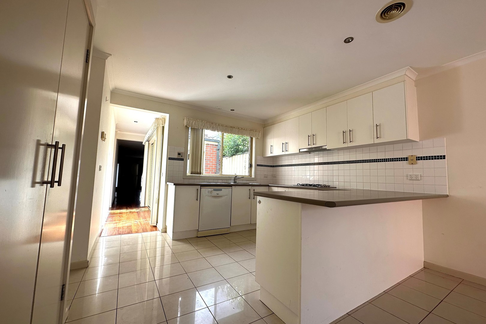 1/77 Allenby Road, Hillside, VIC 3037, Hillside - Thumbnail 3