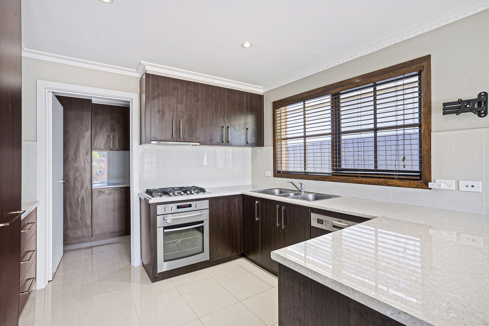1/77 Beverley Street, Doncaster East, VIC 3109, Doncaster East - Thumbnail 7