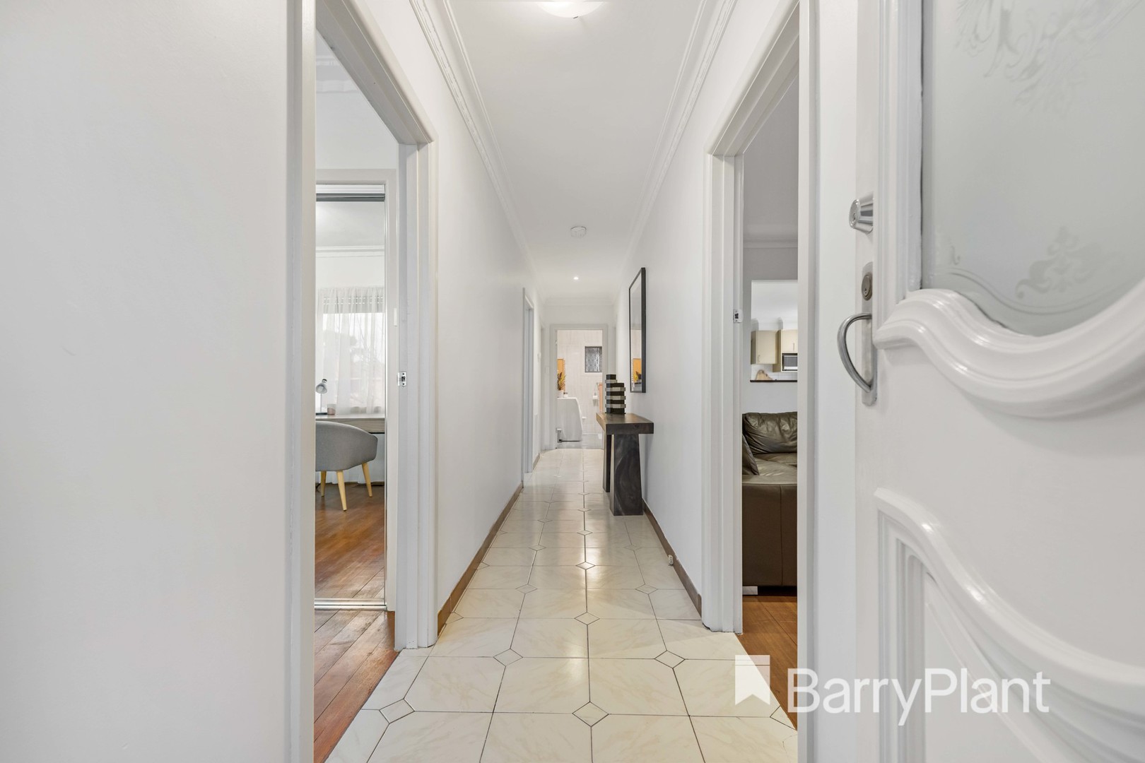 1/77 Errington Road, St Albans, VIC 3021, St Albans - Thumbnail 2