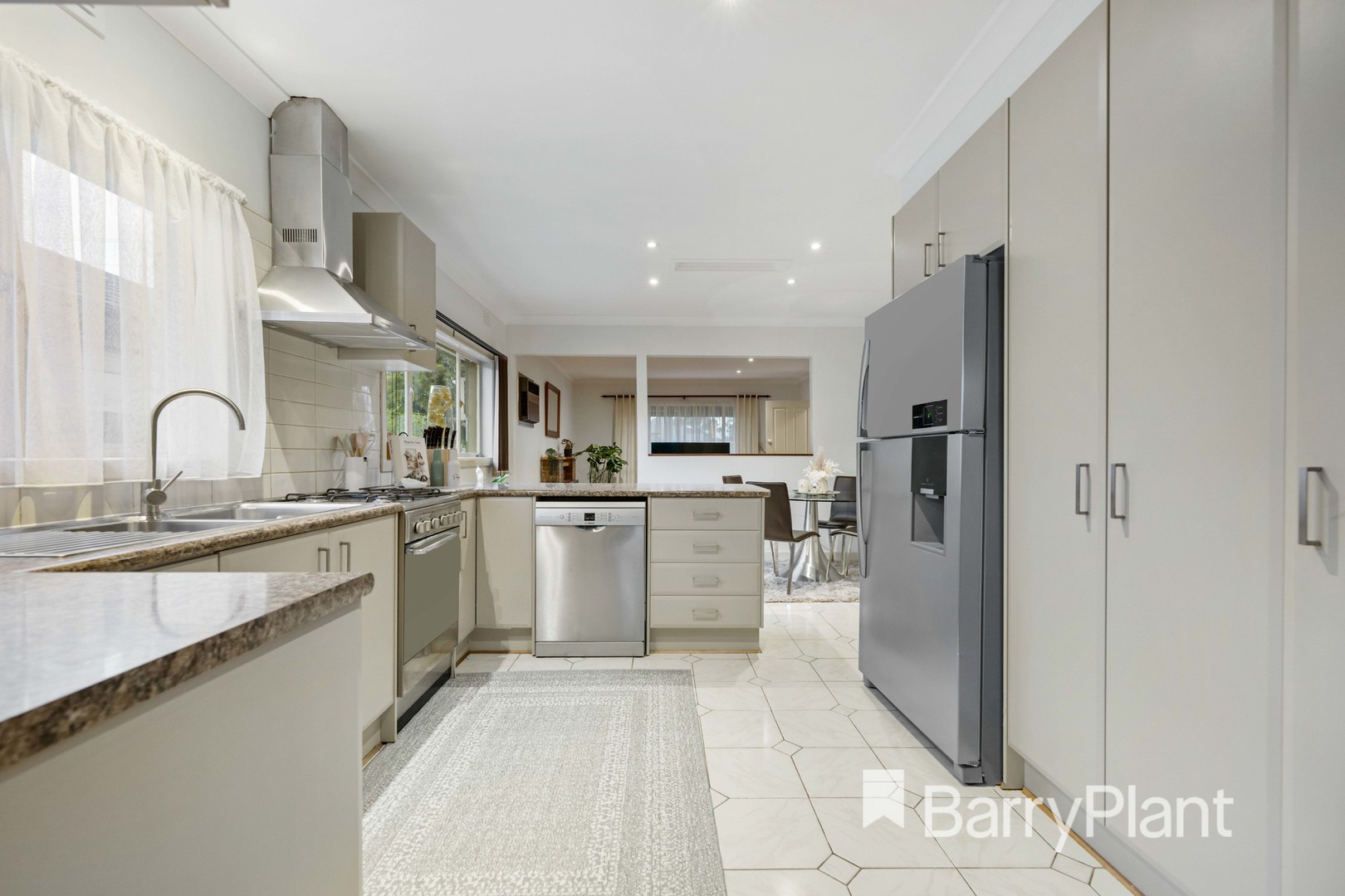 1/77 Errington Road, St Albans, VIC 3021, St Albans - Thumbnail 5
