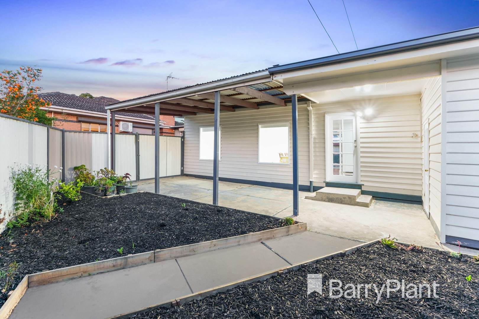 1/79 Avondale Avenue, St Albans, VIC 3021, St Albans - Thumbnail 3