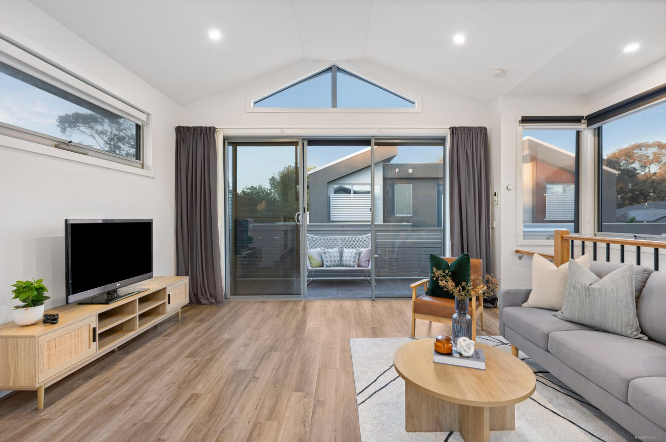 1/8 Bardia Street, Heidelberg West, VIC 3081 - Thumbnail 2 - 12/03/2026