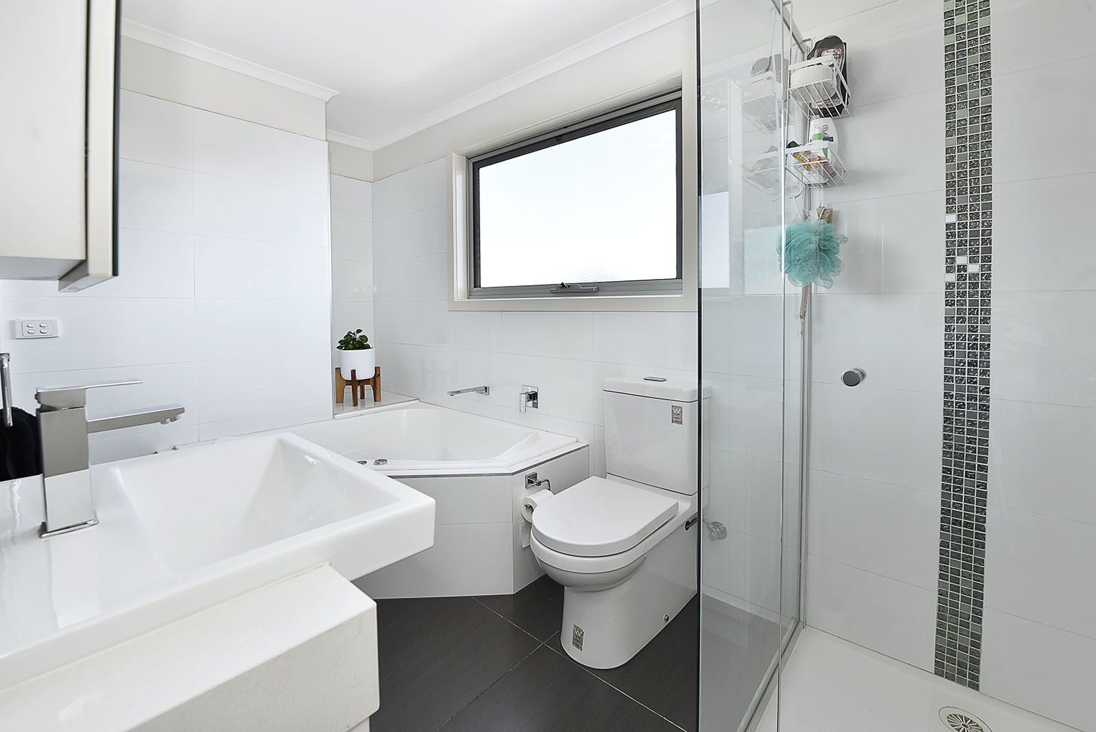 1/8 Birch  Avenue, Tullamarine, VIC 3043, Tullamarine - Thumbnail 4