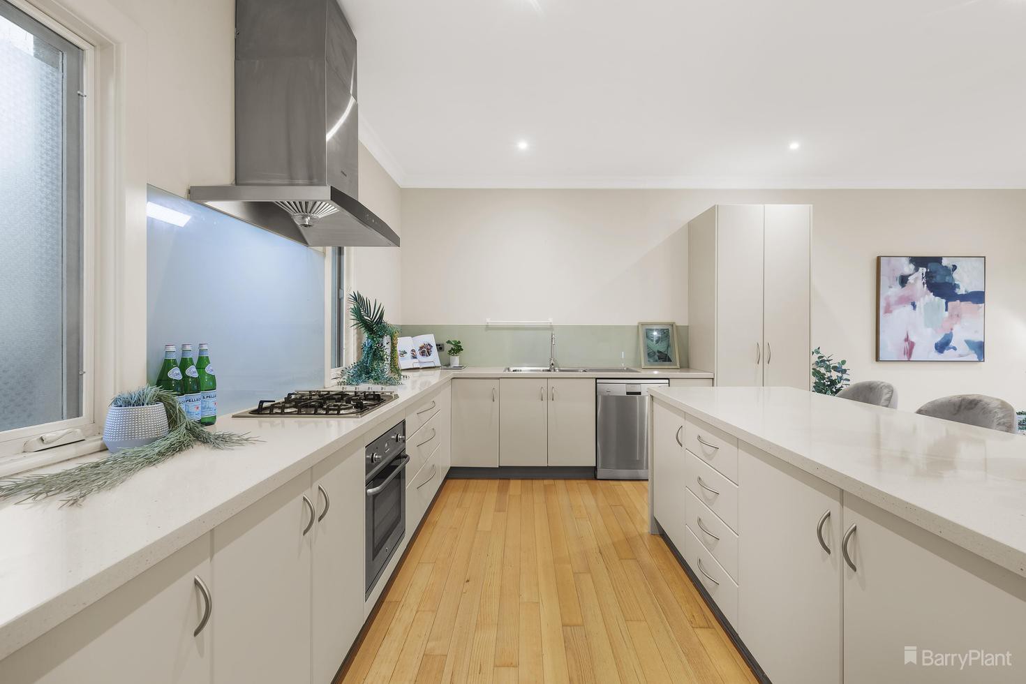 1/8 Curlew Court, Doncaster, VIC 3108, Doncaster - Thumbnail 3