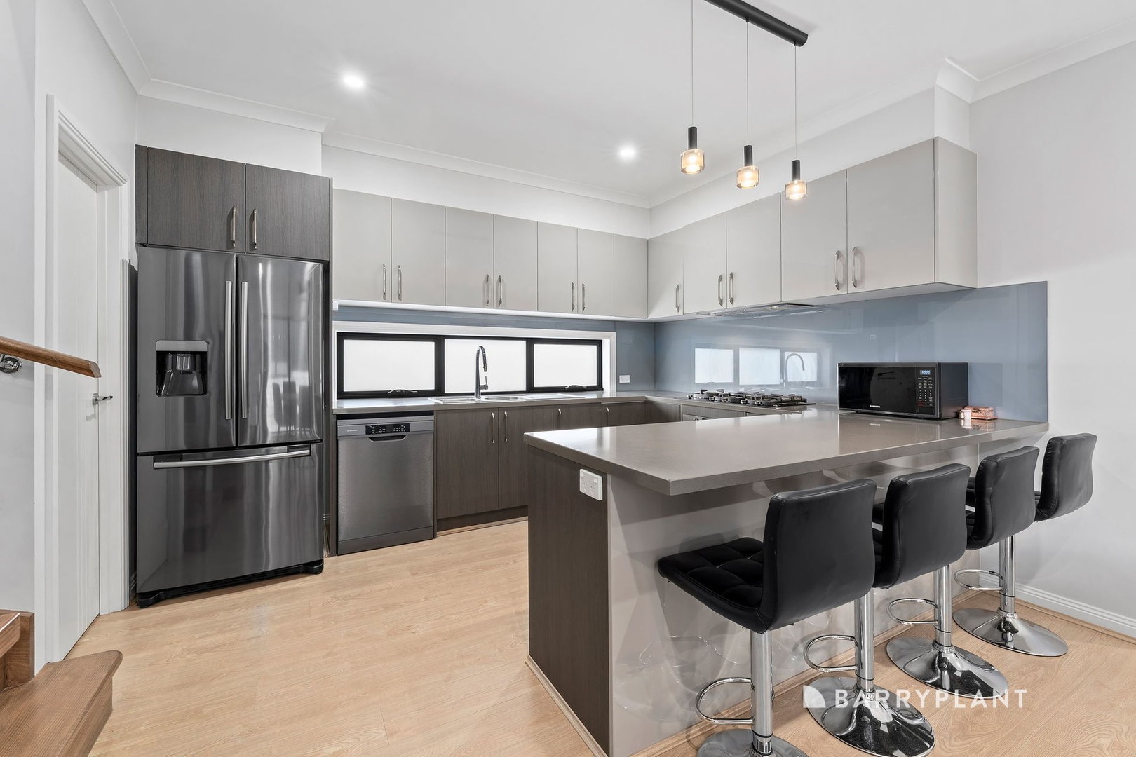 1/8 Dobson Street, Ferntree Gully, VIC 3156, Ferntree Gully - Thumbnail 3