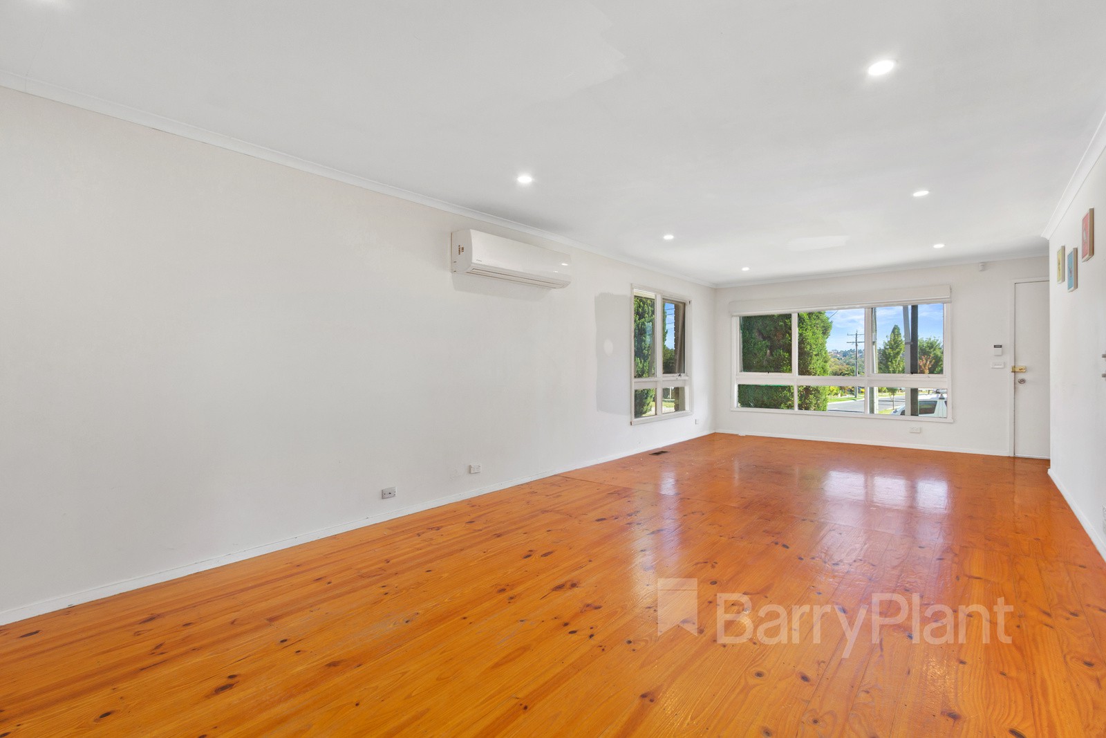1/8 Helpmann Street, Wantirna South, VIC 3152, Wantirna South - Thumbnail 3