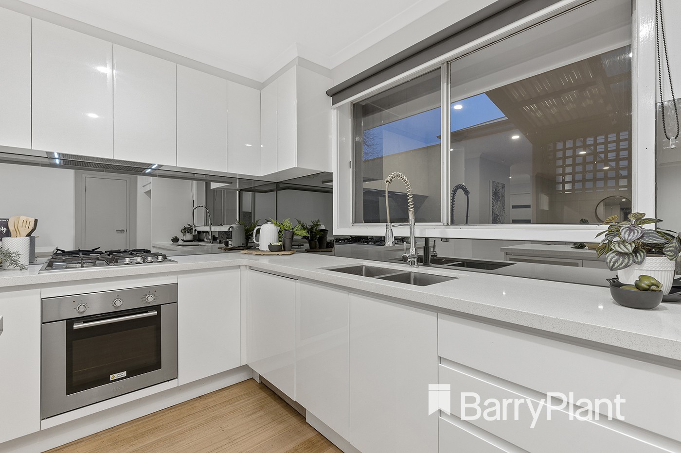 1/8 Holmes Road, Mooroolbark, VIC 3138, Mooroolbark - Thumbnail 4