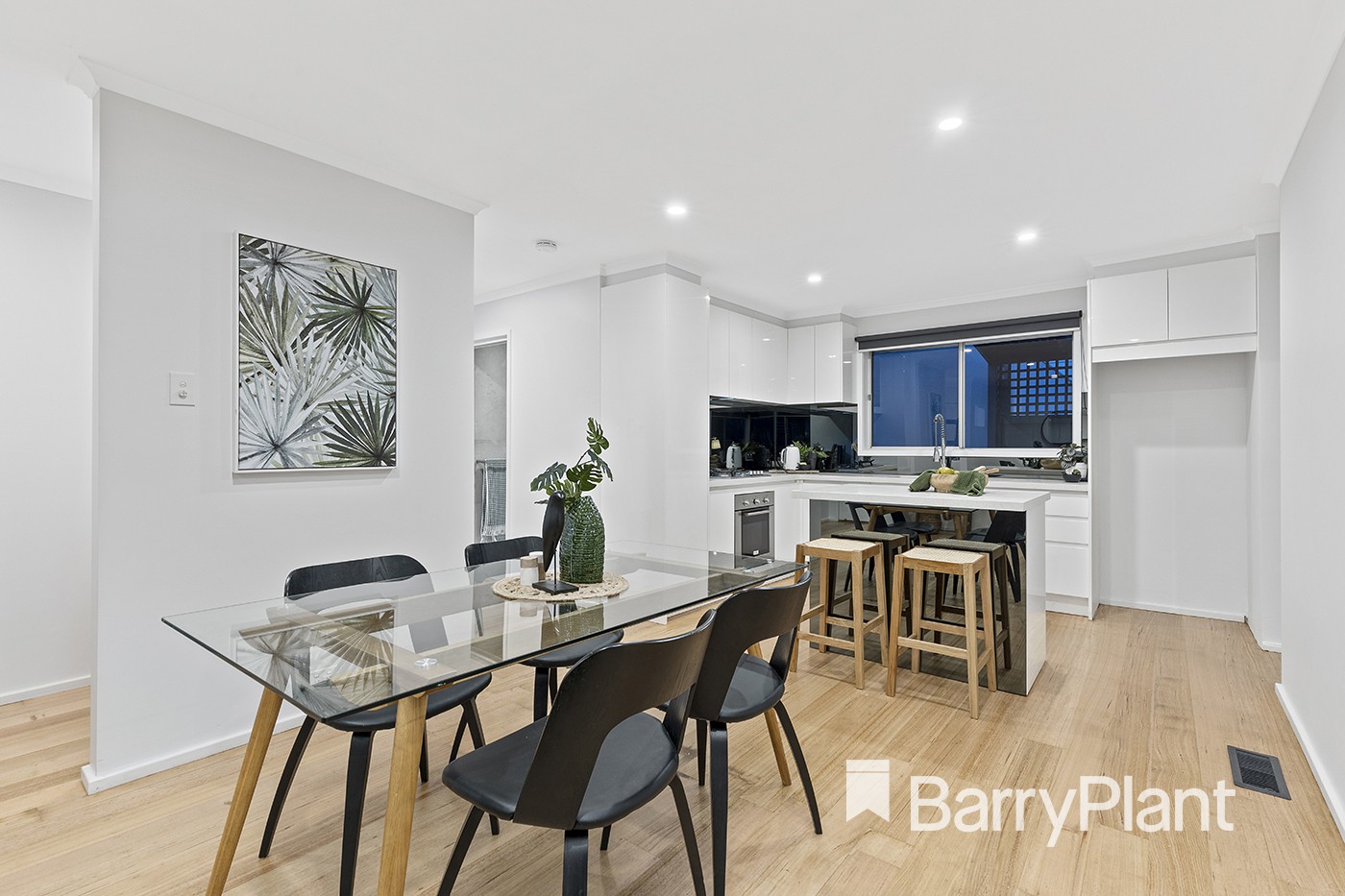 1/8 Holmes Road, Mooroolbark, VIC 3138, Mooroolbark - Thumbnail 5