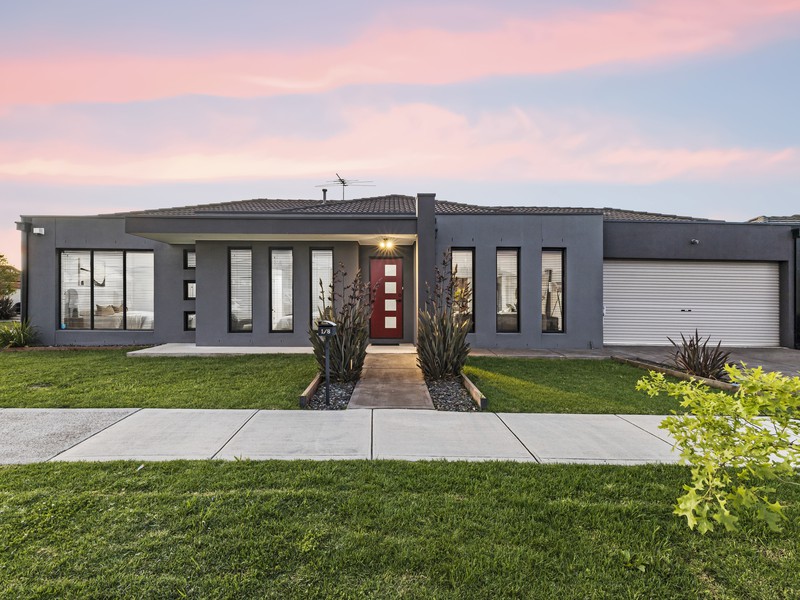 1/8 Jade Way, Hillside, VIC 3037 - Image - 27/11/2025