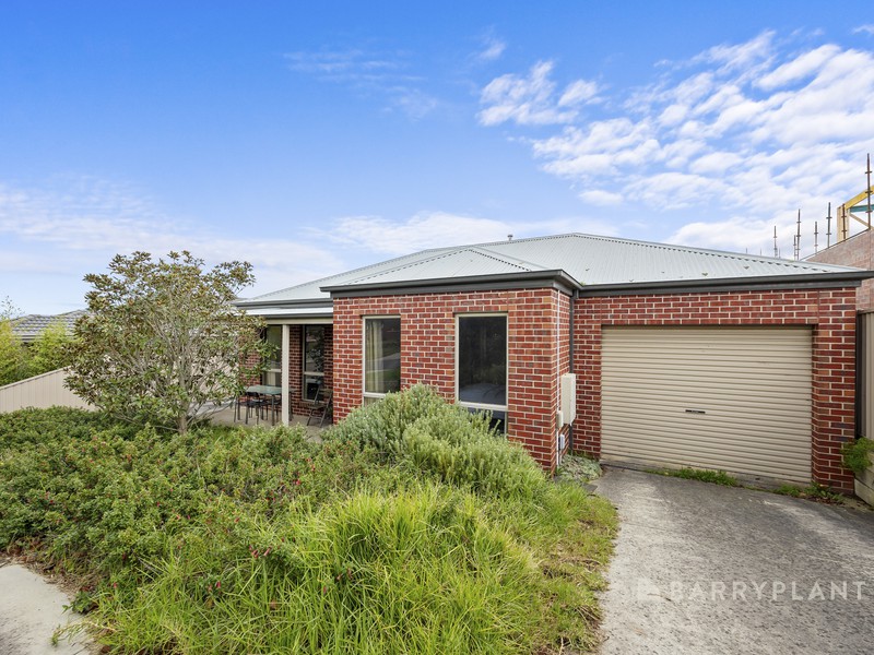 1/8 Mckee Street, Golden Point, VIC 3350 - Image - 03/07/2026