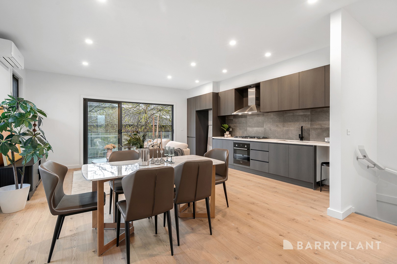 1/8 Nicholas Street, Lilydale, VIC 3140, Lilydale - Thumbnail 2