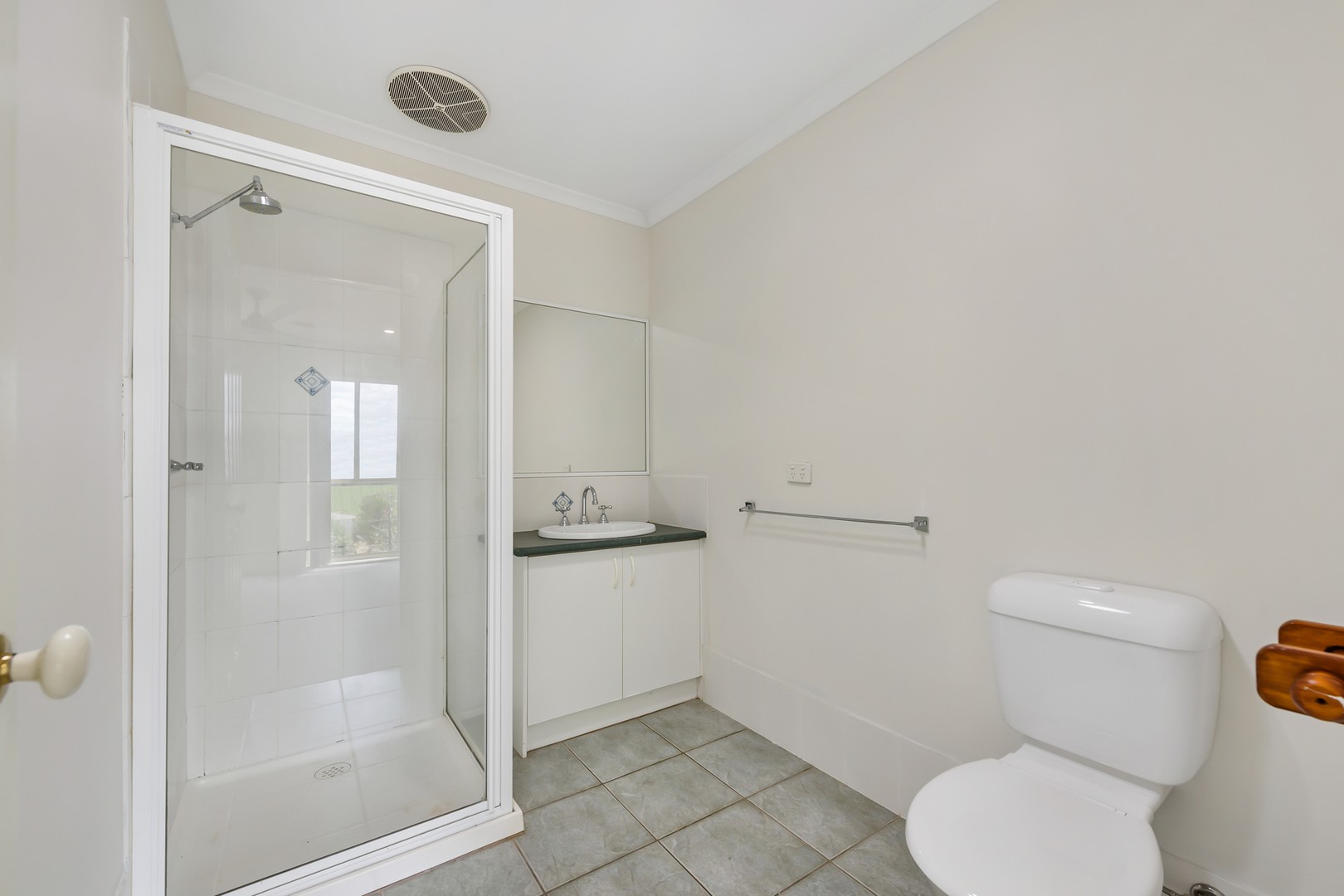 1/8 Timele Drive, Hillside, VIC 3037, Hillside - Thumbnail 4