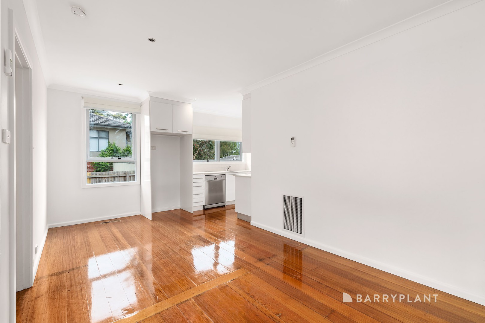 1/80 Russell Crescent, Doncaster East, VIC 3109, Doncaster East - Thumbnail 2