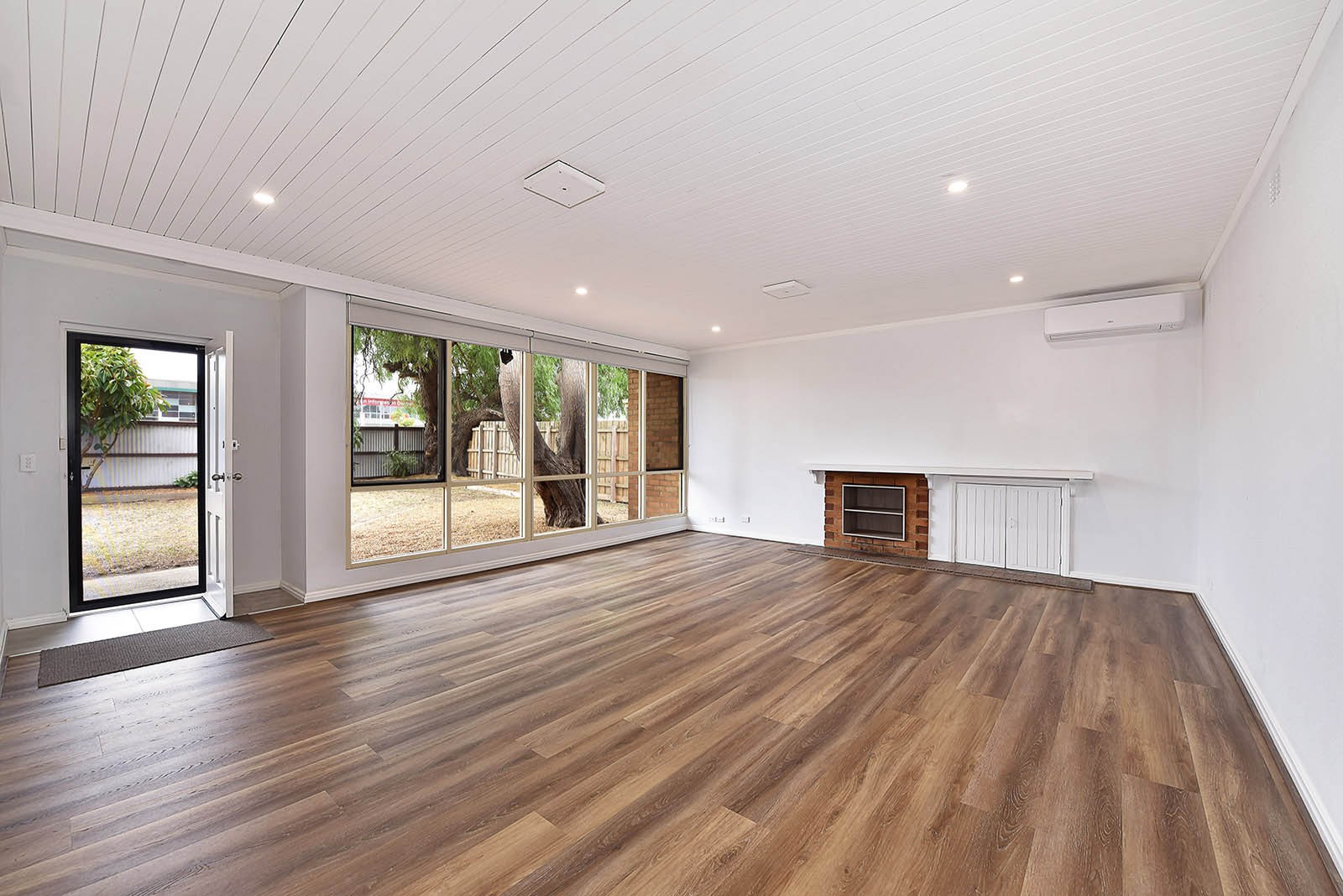 1/802 Plenty Road, South Morang, VIC 3752, South Morang - Thumbnail 2
