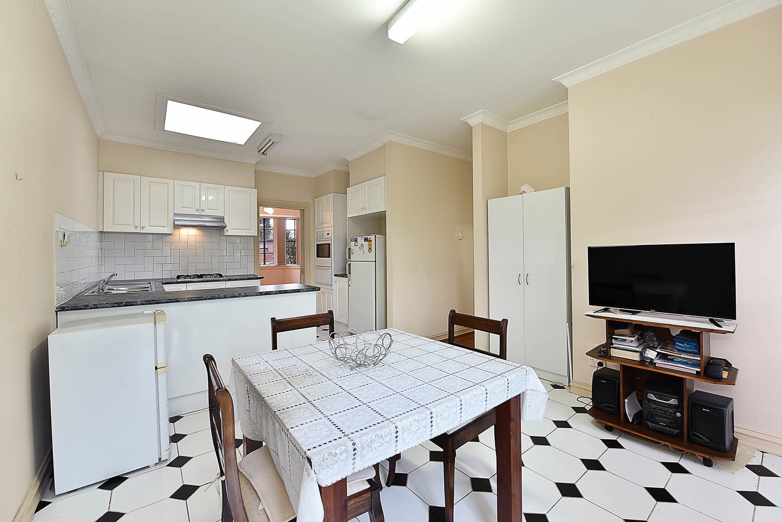 1/811 Plenty Road, Reservoir, VIC 3073, Reservoir - Thumbnail 6