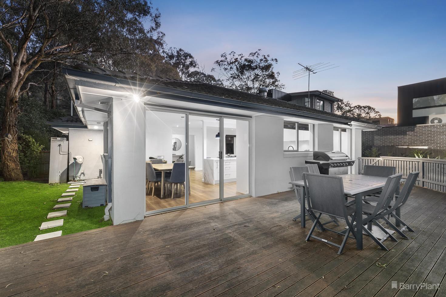 1/82 Karingal Drive, Eltham North, VIC 3095, Eltham North - Thumbnail 2