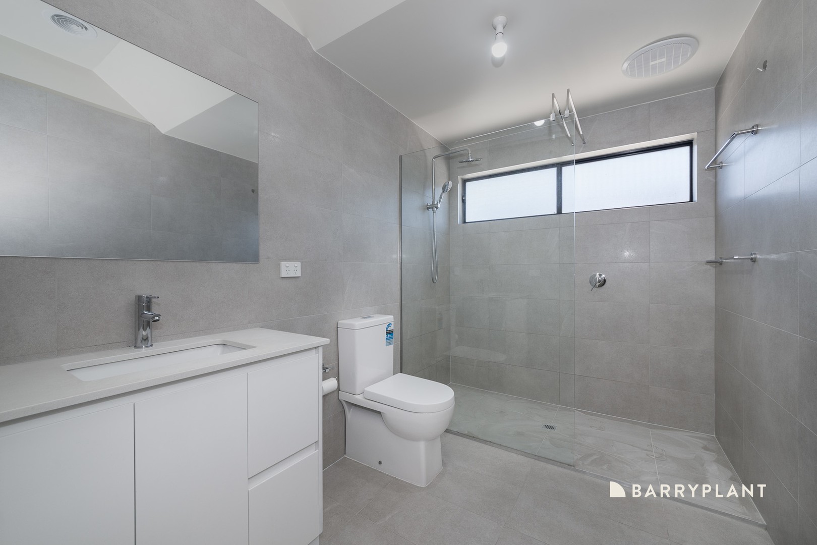 1/82 View Street, Glenroy, VIC 3046, Glenroy - Thumbnail 3