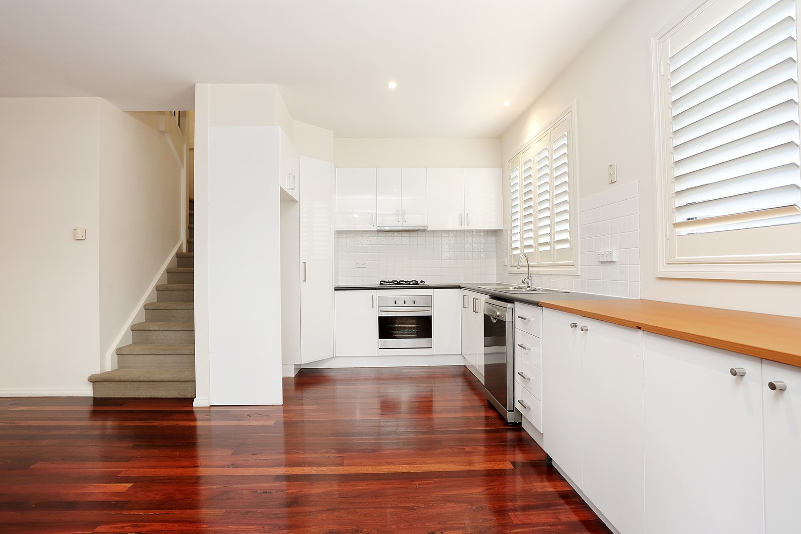 1/82 View Street, Glenroy, VIC 3046, Glenroy - Thumbnail 2