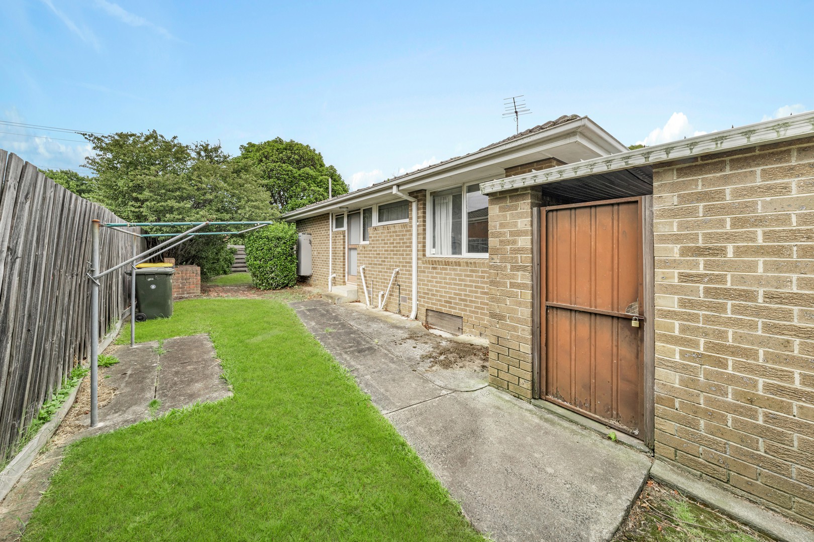 1/83 Essex Road, Mount Waverley, VIC 3149, Mount Waverley - Thumbnail 8
