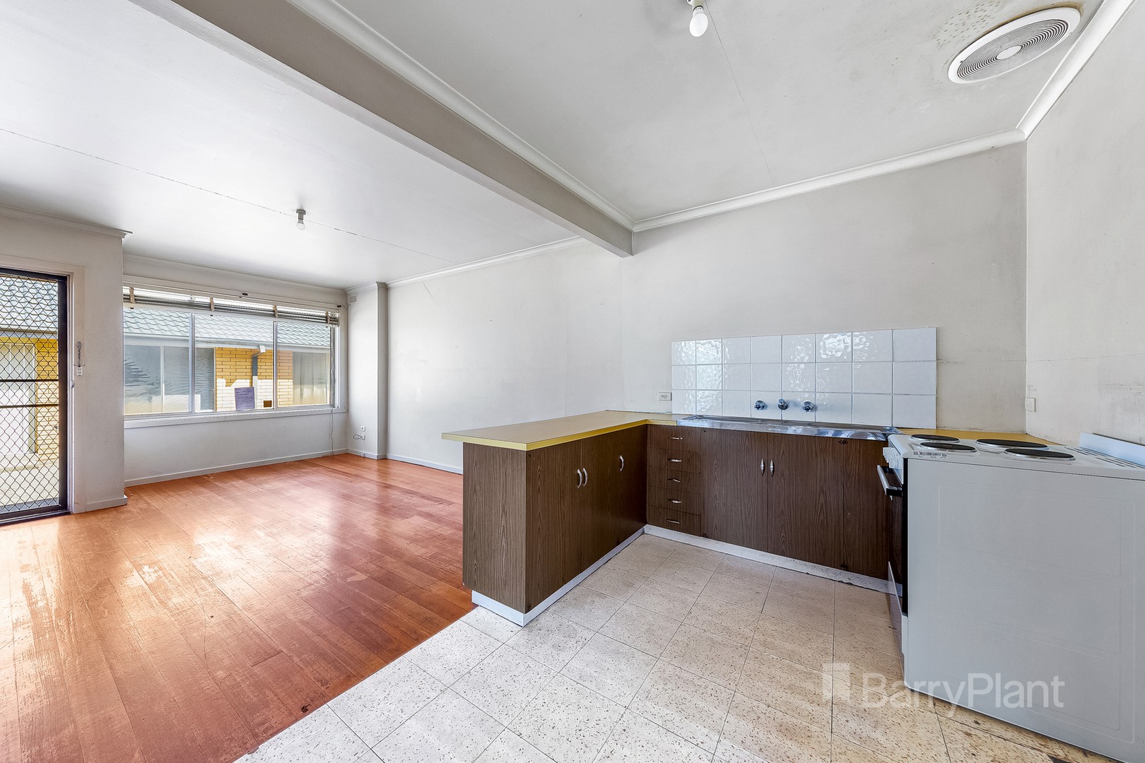 1/9 Albert Crescent, St Albans, VIC 3021, St Albans - Thumbnail 5