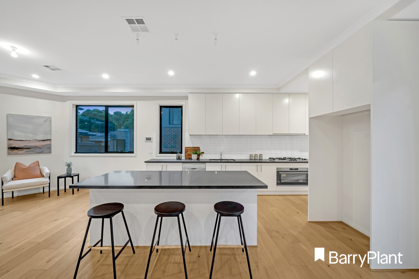1/9 Anthony Drive, Mount Waverley, VIC 3149, Mount Waverley - Thumbnail 4