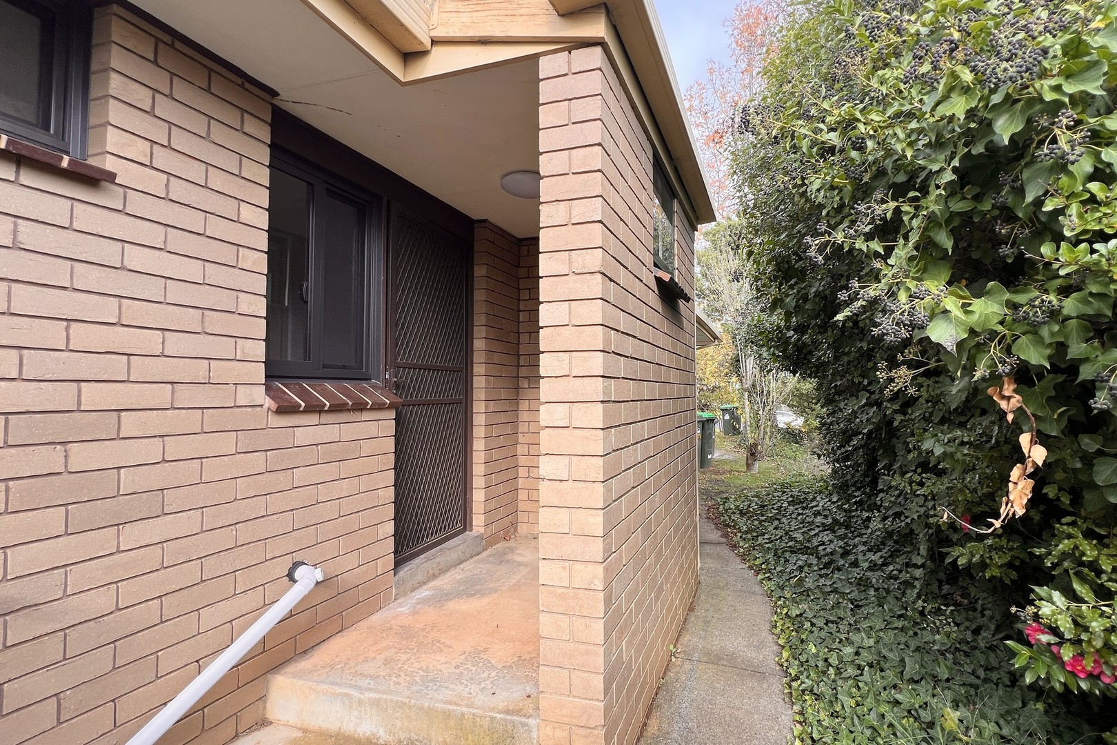 1/9 Armstrong Avenue, Drouin, VIC 3818 - Thumbnail 1 - 02/06/2026