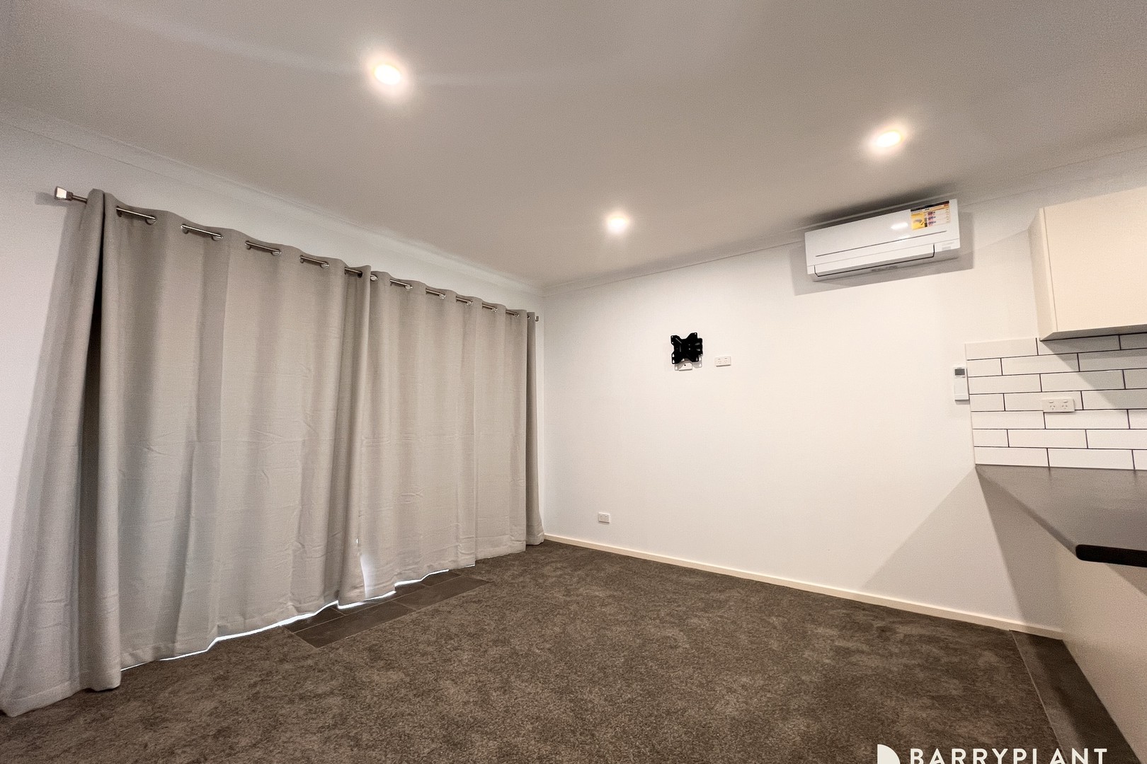 1/9 Armstrong Avenue, Drouin, VIC 3818, Drouin - Thumbnail 6