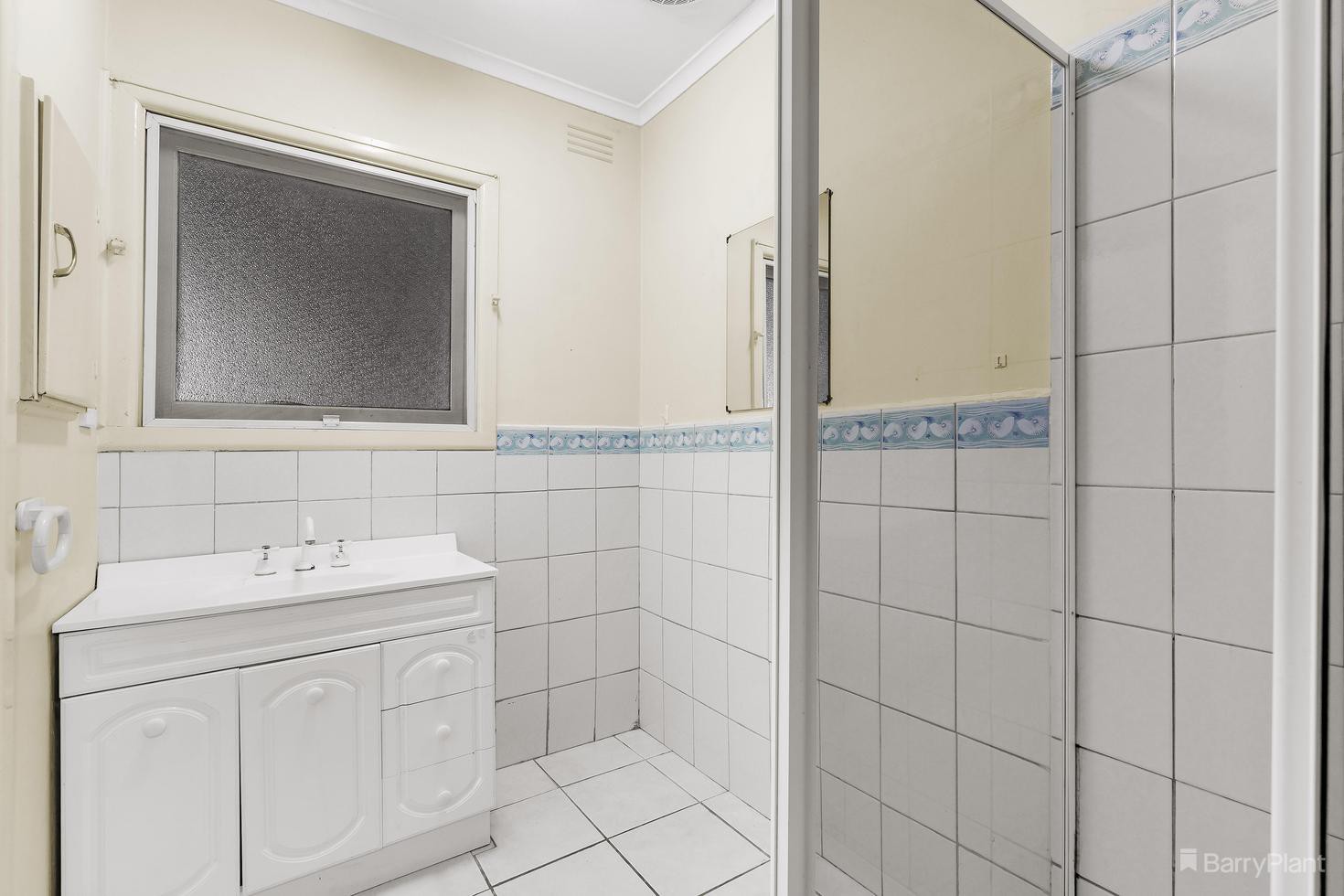 1/9 Box Road, Briar Hill, VIC 3088, Briar Hill - Thumbnail 6