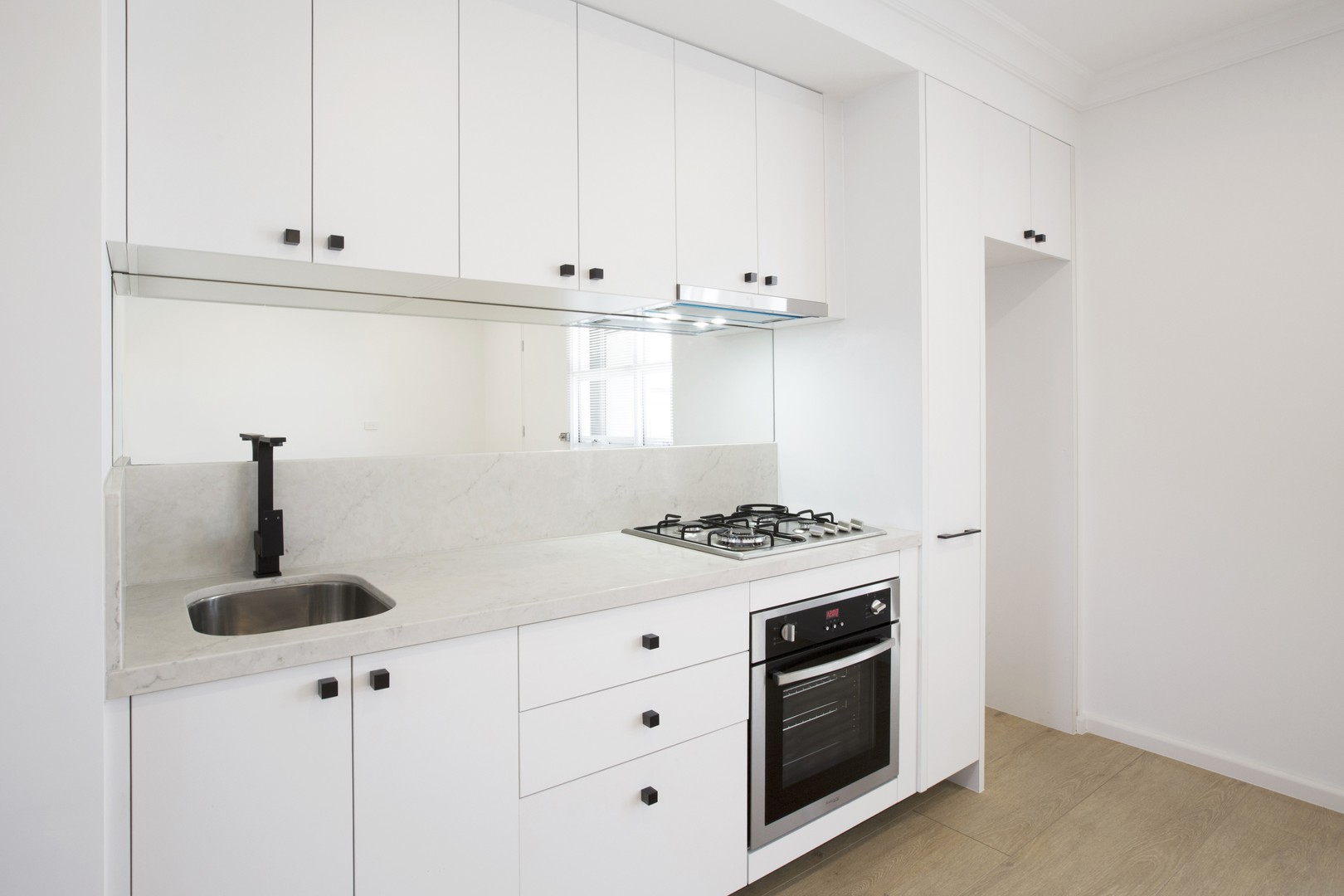 1/9 Embankment  Grove, Chelsea, VIC 3196, Chelsea - Thumbnail 3