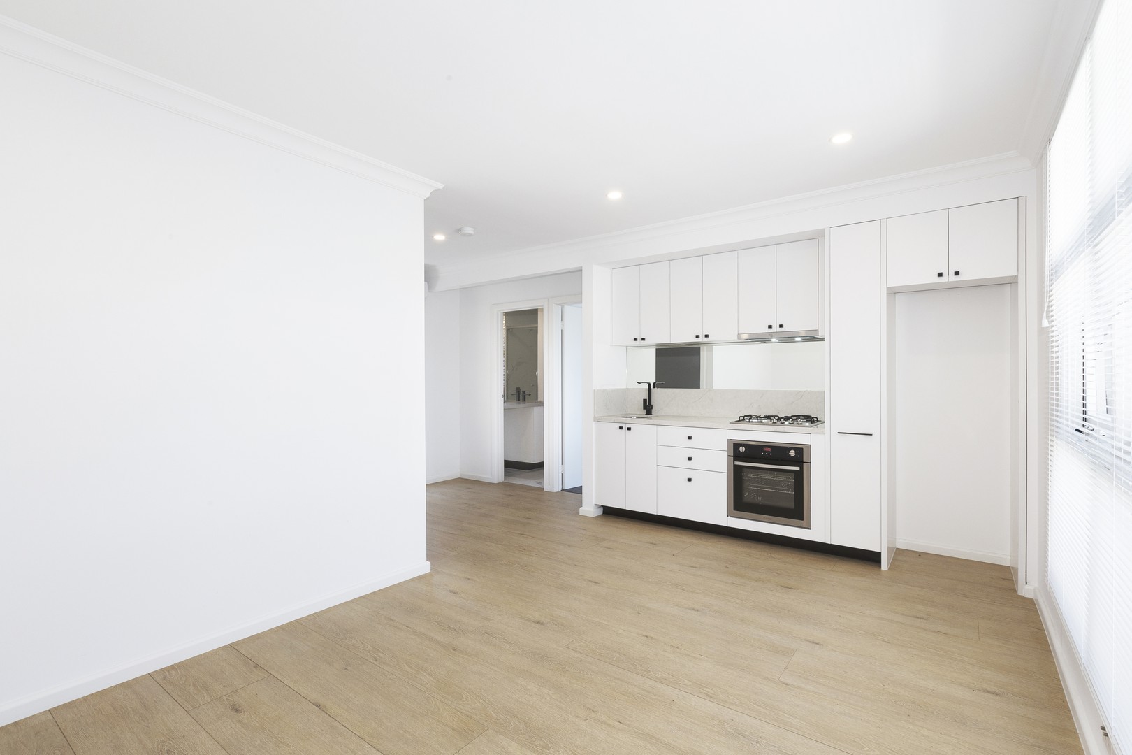 1/9 Embankment  Grove, Chelsea, VIC 3196, Chelsea - Thumbnail 4