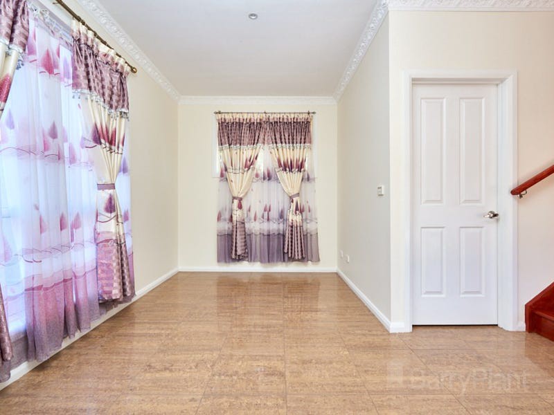 1/9 Hayden Road, Clayton South, VIC 3169, Clayton South - Thumbnail 3