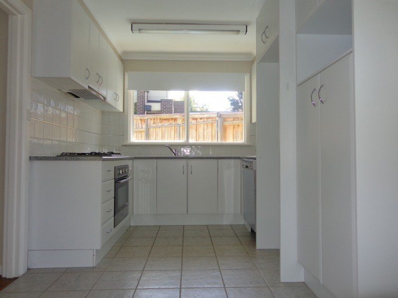 1/9 Helen Avenue, Croydon South, VIC 3136, Croydon South - Thumbnail 3