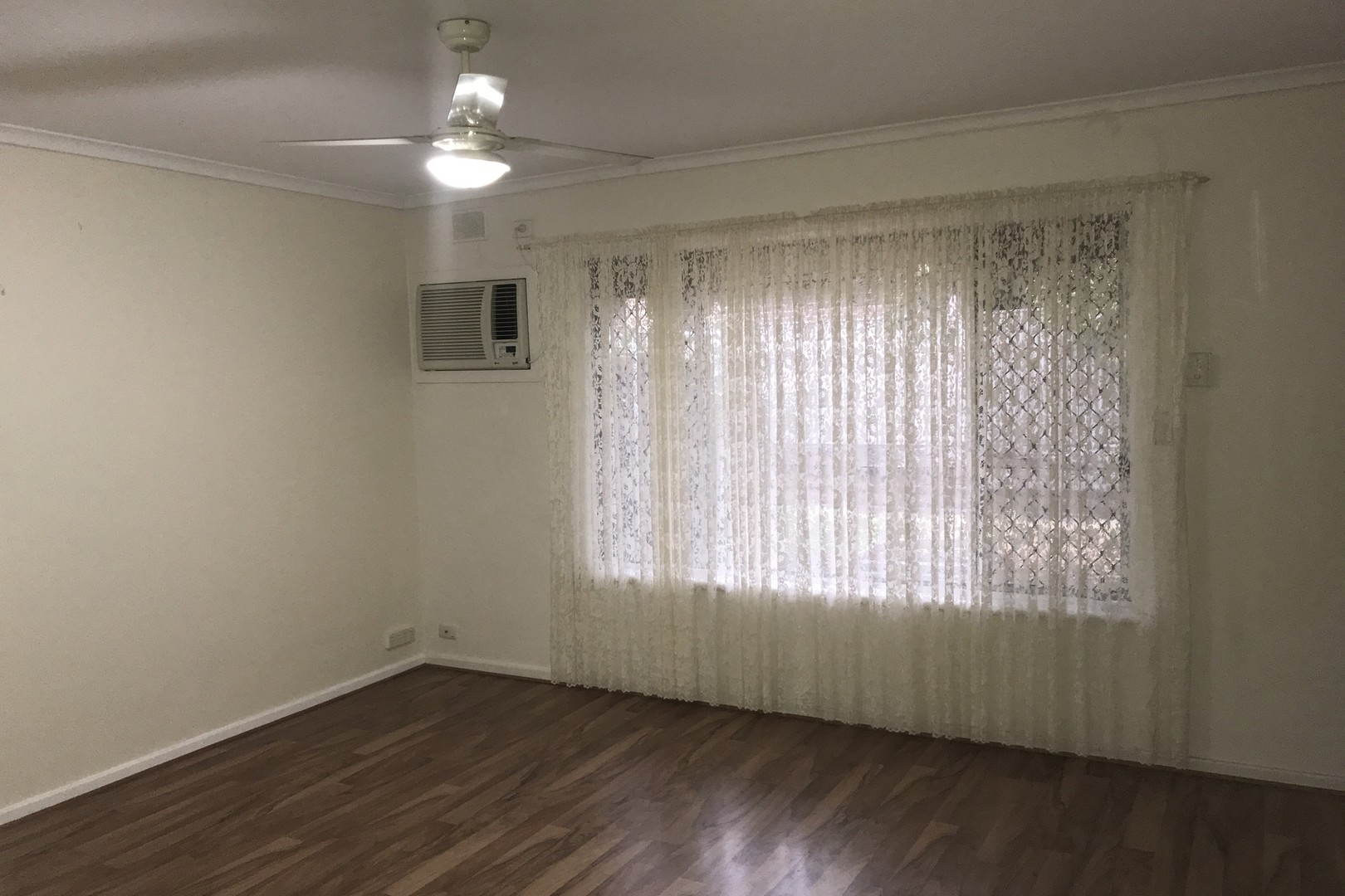 1/9 Kiltie Avenue, Windsor Gardens, SA 5087 - Thumbnail 2 - 07/04/2022