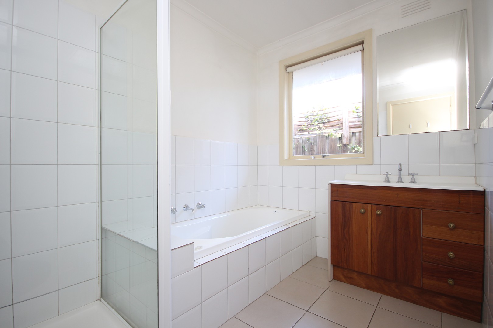 1/9 Konrads Crescent, Highton, VIC 3216, Highton - Thumbnail 5