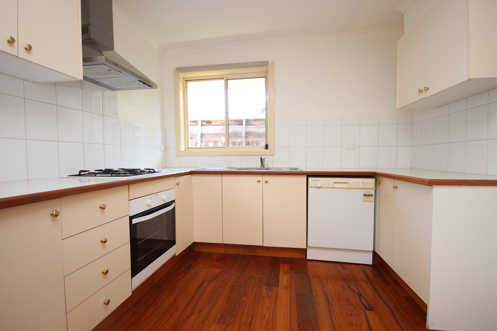 1/9 Konrads Crescent, Highton, VIC 3216, Highton - Thumbnail 7