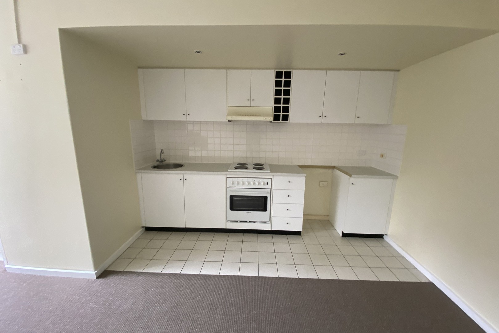 1/9 Murphy Street, North Melbourne, VIC 3051 - Thumbnail 2 - 13/05/2025