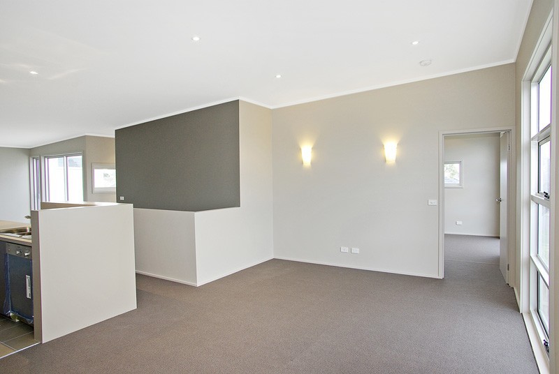1/9 Pine Avenue, North Shore, VIC 3214, North Shore - Thumbnail 4