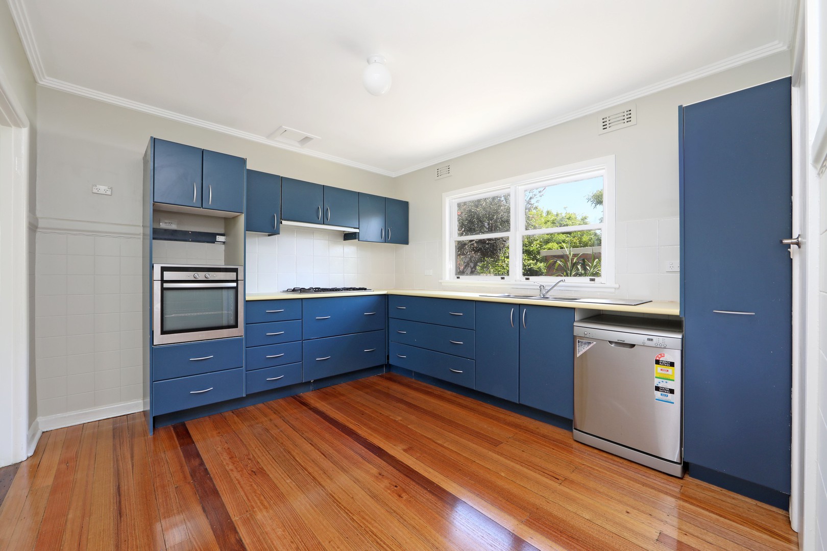1/9 Richard  Street, Glen Waverley, VIC 3150, Glen Waverley - Thumbnail 3