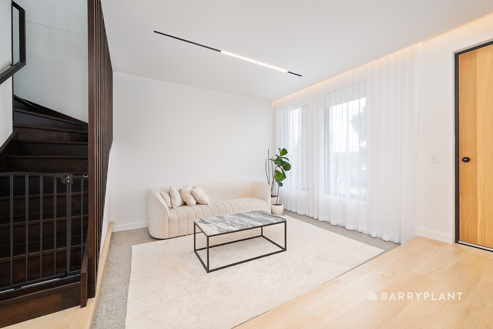 1/9 Romsey Crescent, Dallas, VIC 3047 - Thumbnail 2 - 25/01/2024