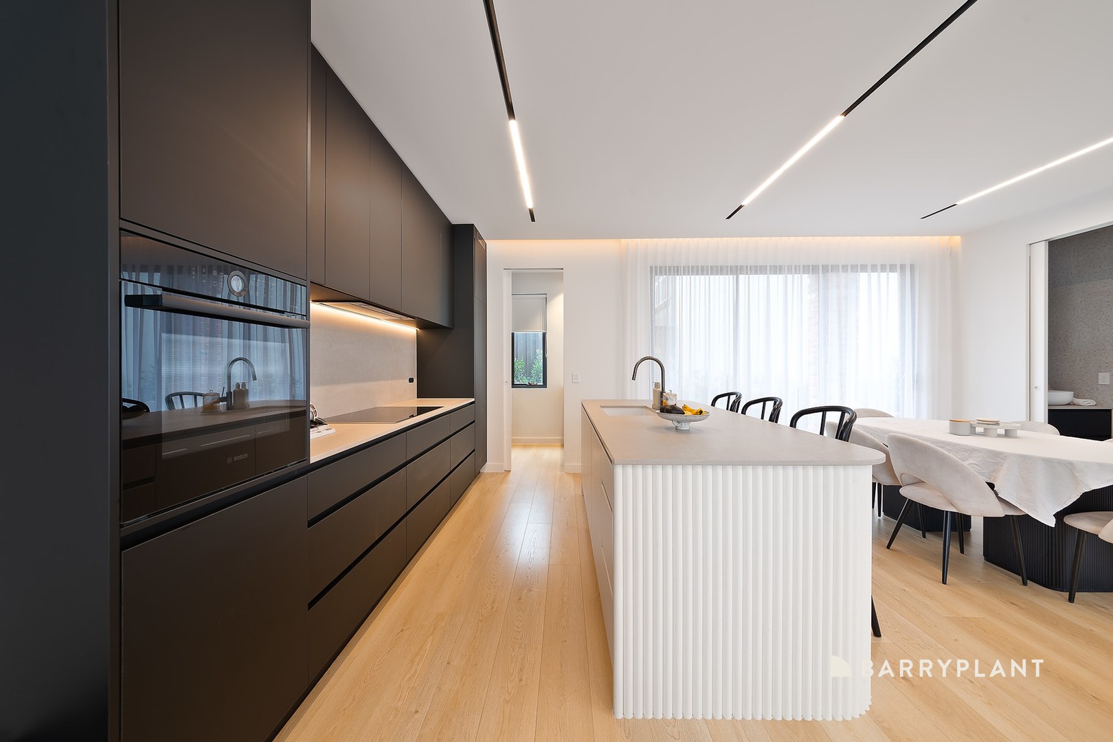 1/9 Romsey Crescent, Dallas, VIC 3047, Dallas - Thumbnail 4