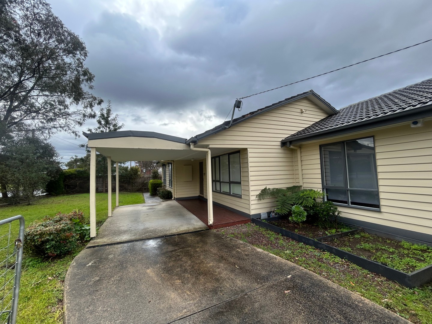 1/9 Selkirk Ave, Wantirna, VIC 3152 - Thumbnail 1 - 04/08/2026