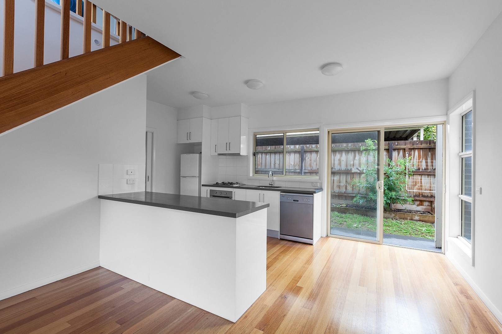 1/9 Shand RoadReservoir, VIC 3073, Reservoir - Thumbnail 4