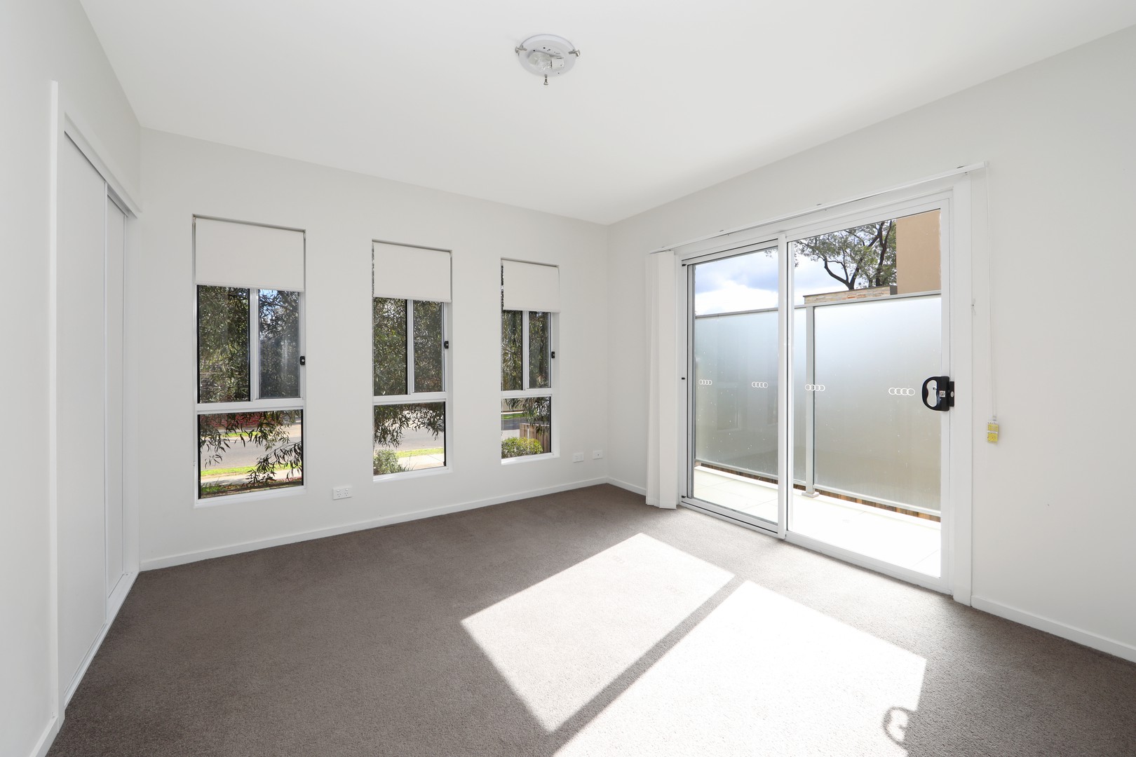 1/9 Stamford Crescent, Rowville, VIC 3178, Rowville - Thumbnail 6