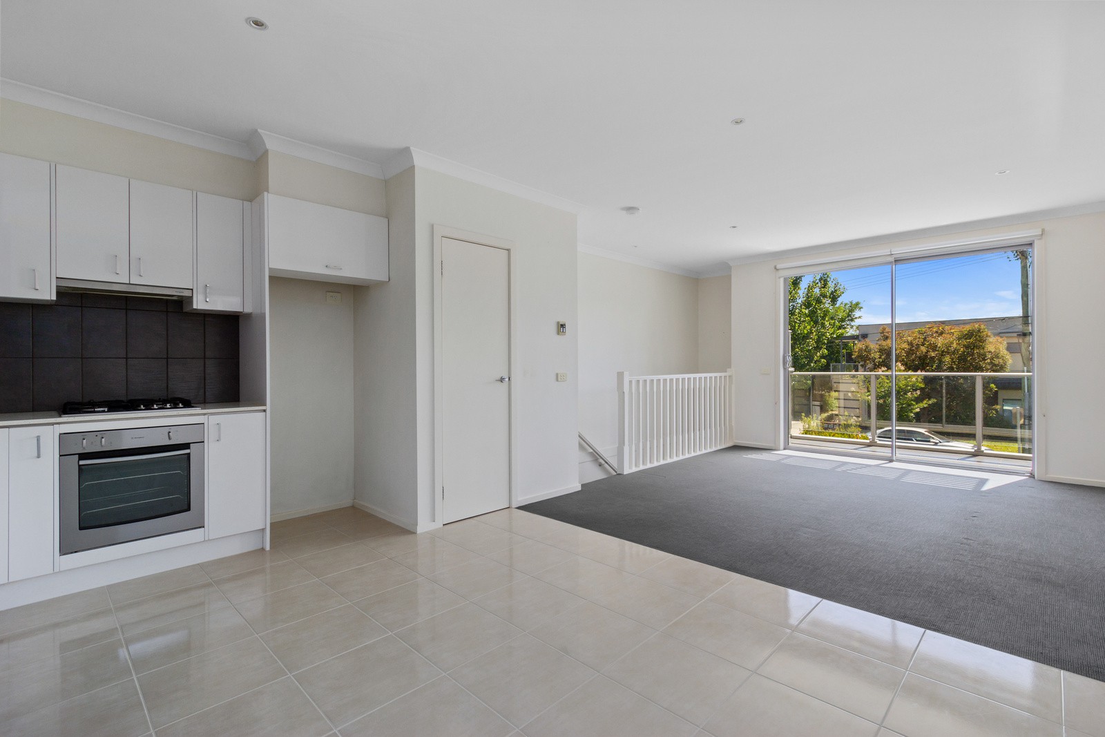 1/9 Tulip Crescent, Boronia, VIC 3155, Boronia - Thumbnail 2