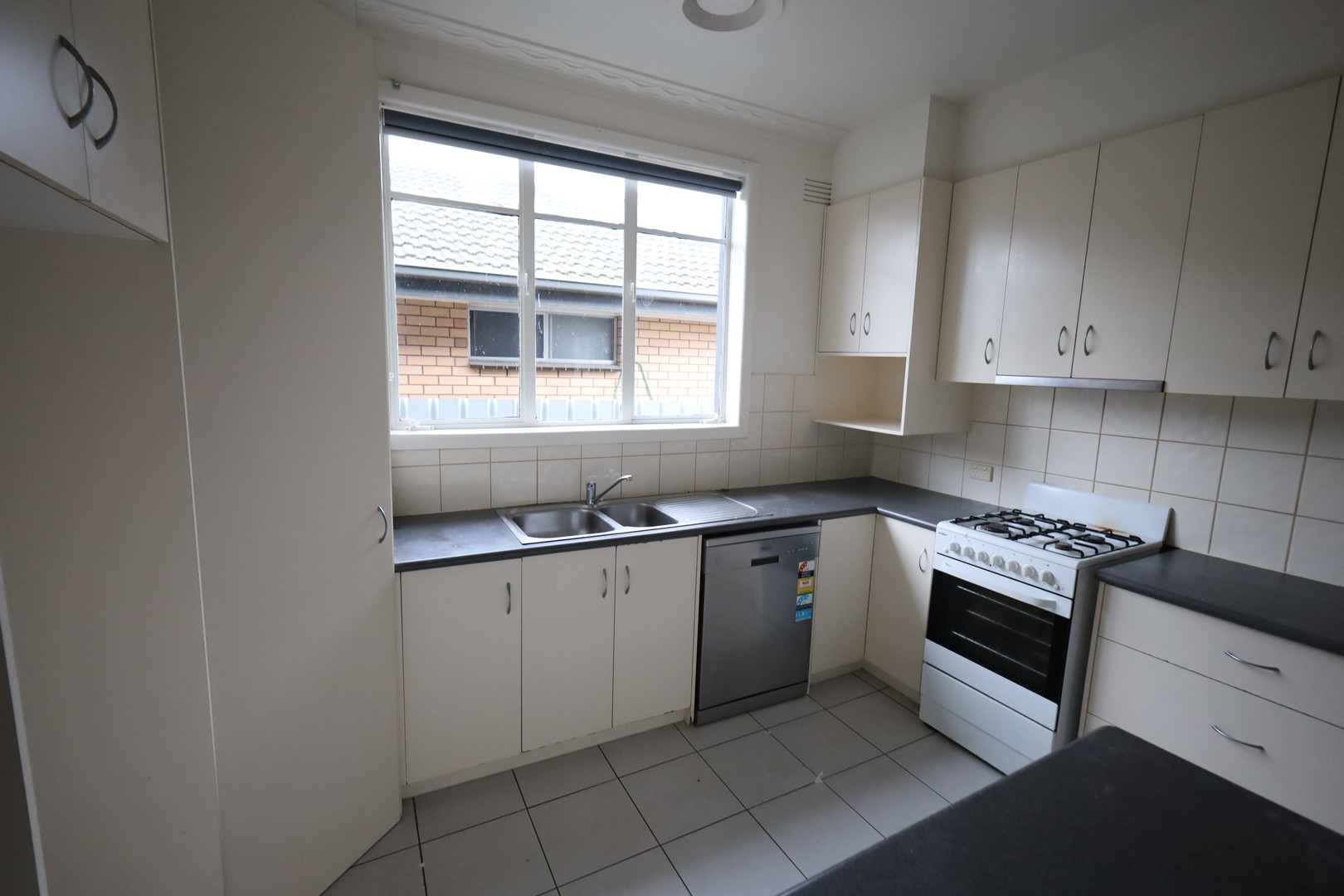 1/9 Vistula Avenue, Bell Park, VIC 3215 - Thumbnail 2 - 03/07/2026